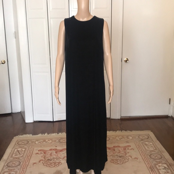 eileen fisher black velvet dress